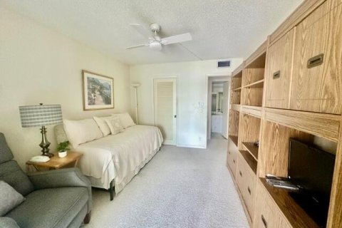 Copropriété à vendre à Boca Raton, Floride: 2 chambres, 95.88 m2 № 2245878 - photo 13