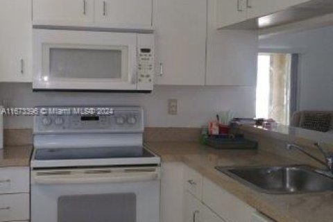 Copropriété à vendre à West Palm Beach, Floride: 3 chambres, 140.28 m2 № 1938469 - photo 18