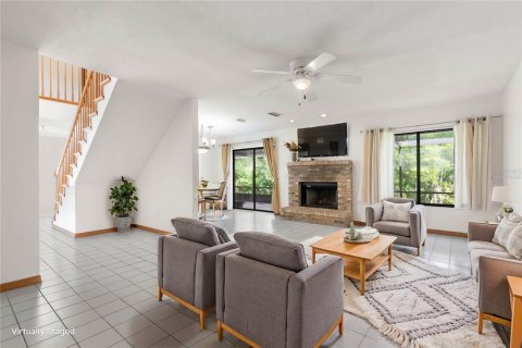 Adosado en venta en Palm Coast, Florida, 3 dormitorios, 172.98 m2 № 1614862 - foto 7