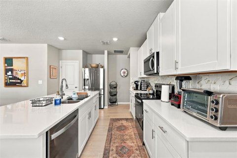Casa en venta en Plant City, Florida, 4 dormitorios, 149.11 m2 № 2420199 - foto 7