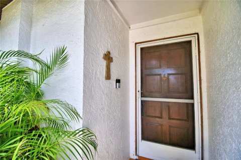 Villa ou maison à vendre à Tampa, Floride: 5 chambres, 204.38 m2 № 1873452 - photo 18