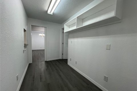 Купить виллу или дом в Дейтона-Бич, Флорида 9 комнат, 169.73м2, № 1822695 - фото 13