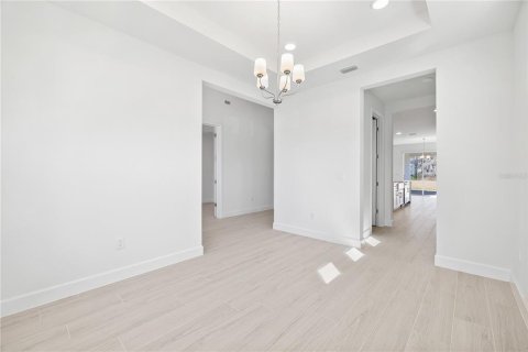 Casa en venta en Winter Garden, Florida, 4 dormitorios, 439.71 m2 № 2228456 - foto 9