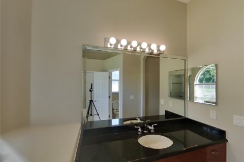 House in Hudson, Florida 3 bedrooms, 166.02 sq.m. № 1910989 - photo 8