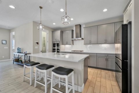 House in Apollo Beach, Florida 3 bedrooms, 198.81 sq.m. № 2115405 - photo 21