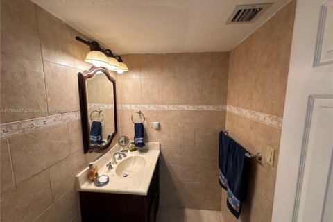 Condominio en venta en Miami Beach, Florida, 1 dormitorio, 78.41 m2 № 1704645 - foto 5