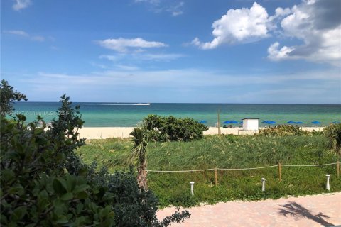 Condominio en venta en Miami Beach, Florida, 1 dormitorio, 78.41 m2 № 1704645 - foto 1