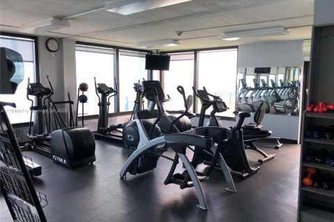 Condominio en venta en Miami Beach, Florida, 1 dormitorio, 78.41 m2 № 1704645 - foto 19