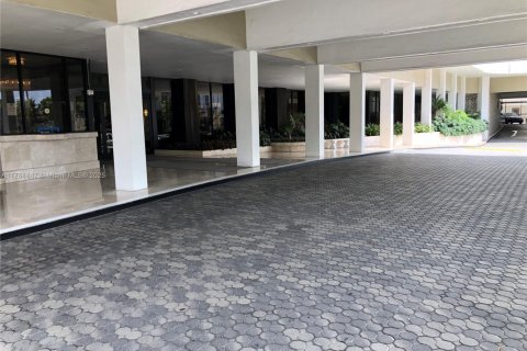 Condominio en venta en Miami Beach, Florida, 1 dormitorio, 78.41 m2 № 1704645 - foto 22