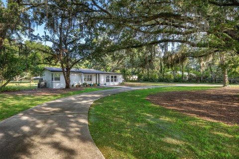House in Orlando, Florida 3 bedrooms, 152.45 sq.m. № 1798094 - photo 2