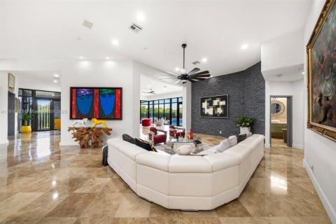 Villa ou maison à vendre à Southwest Ranches, Floride: 5 chambres, 433.2 m2 № 1974070 - photo 22