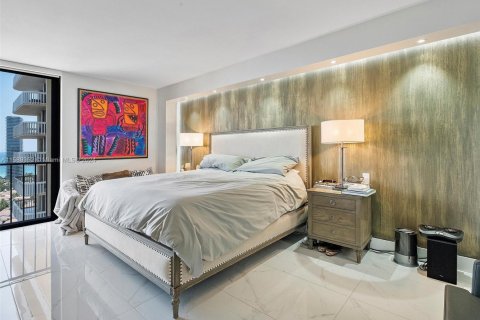 Condo in Aventura, Florida, 2 bedrooms  № 1693116 - photo 13