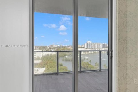 Купить кондоминиум в Норт-Майами-Бич, Флорида 3 спальни, 200.48м2, № 2001042 - фото 29