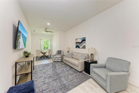 Touwnhouse à louer à Lakewood Ranch, Floride: 3 chambres, 238.02 m2 № 2415284 - photo 18