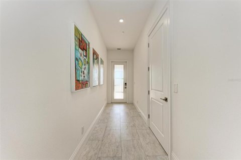 Touwnhouse à louer à Lakewood Ranch, Floride: 3 chambres, 238.02 m2 № 2415284 - photo 3