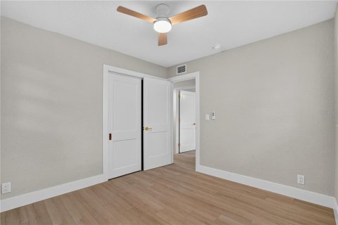 Casa en venta en Pinellas Park, Florida, 3 dormitorios, 93.92 m2 № 2226206 - foto 13