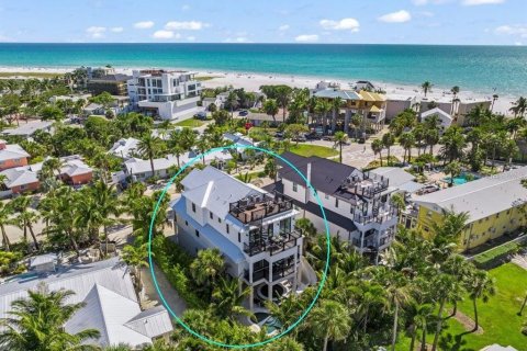 House in Sarasota, Florida 7 bedrooms, 348.38 sq.m. № 1640392 - photo 3