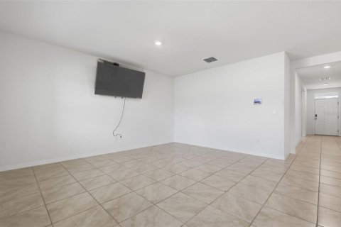 Villa ou maison à vendre à Zellwood, Floride: 3 chambres, 155.33 m2 № 2128137 - photo 5