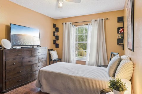 Casa en venta en Kissimmee, Florida, 6 dormitorios, 246.93 m2 № 2093144 - foto 20