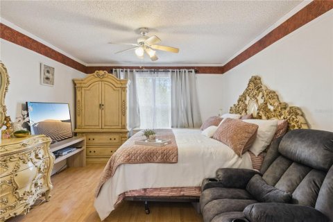 Casa en venta en Kissimmee, Florida, 6 dormitorios, 246.93 m2 № 2093144 - foto 5