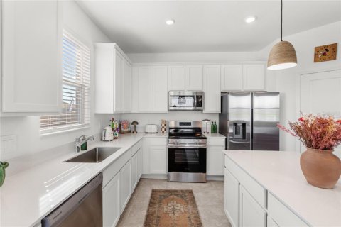 Villa ou maison à vendre à Kissimmee, Floride: 4 chambres, 171.22 m2 № 1876214 - photo 8