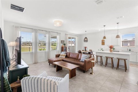 Villa ou maison à vendre à Kissimmee, Floride: 4 chambres, 171.22 m2 № 1876214 - photo 9