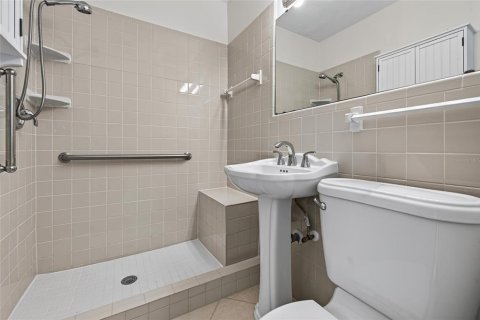 Купить кондоминиум в Венеция, Флорида 4 комнаты, 44.59м2, № 2149735 - фото 14