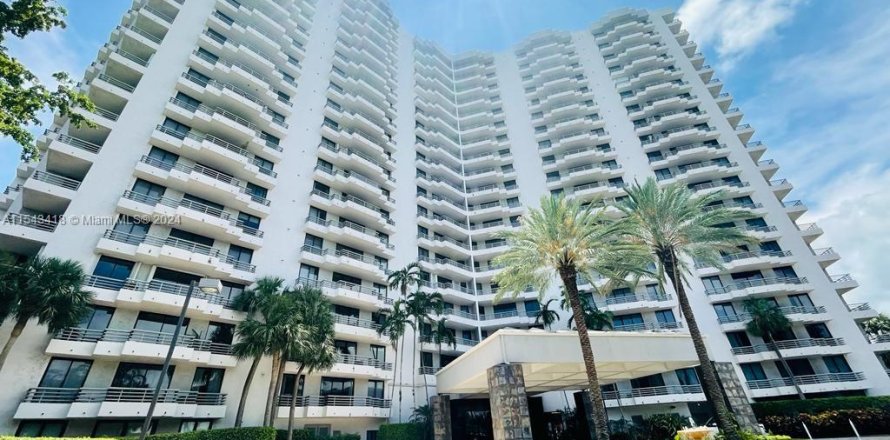 Condo à Aventura, Floride, 2 chambres № 1985211