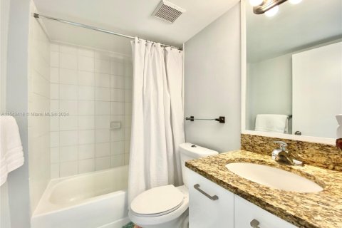 Copropriété à vendre à Aventura, Floride: 2 chambres, 105.63 m2 № 1985211 - photo 26