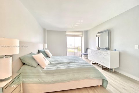 Copropriété à vendre à Aventura, Floride: 2 chambres, 105.63 m2 № 1985211 - photo 19