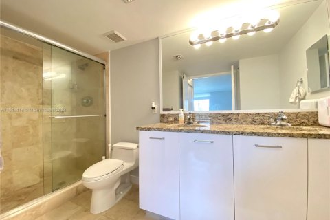 Copropriété à vendre à Aventura, Floride: 2 chambres, 105.63 m2 № 1985211 - photo 21