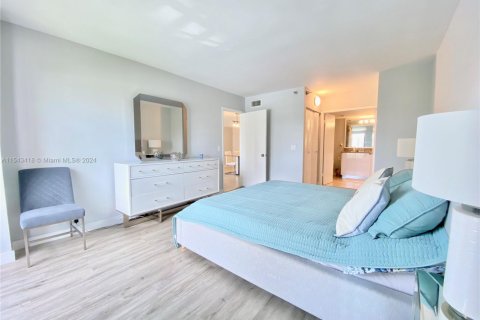 Copropriété à vendre à Aventura, Floride: 2 chambres, 105.63 m2 № 1985211 - photo 16