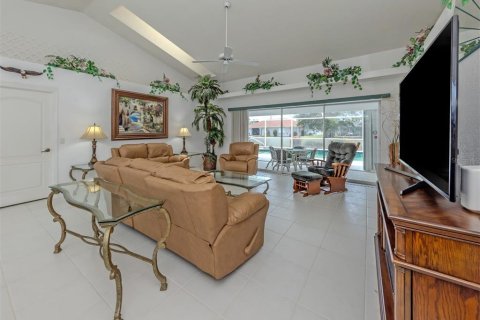 Купить виллу или дом в Пунта-Горда, Флорида 6 комнат, 189.89м2, № 2149760 - фото 6