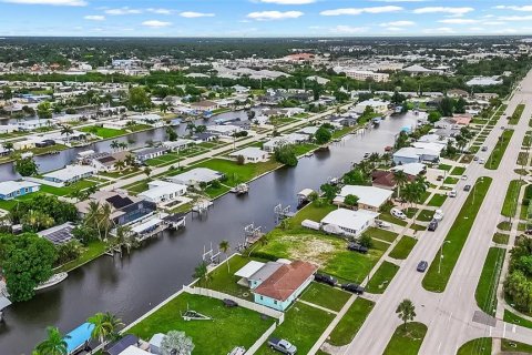 Villa ou maison à vendre à Port Charlotte, Floride: 3 chambres, 140.47 m2 № 2196538 - photo 26