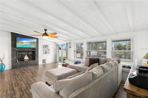Villa ou maison à vendre à Port Charlotte, Floride: 3 chambres, 140.47 m2 № 2196538 - photo 10