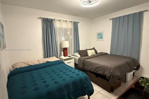 Купить виллу или дом в Майами, Флорида 3 спальни, 109.44м2, № 1836388 - фото 13