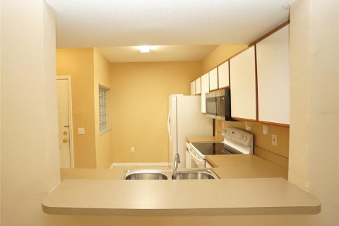 Condo in Riverview, Florida, 3 bedrooms  № 1909992 - photo 3