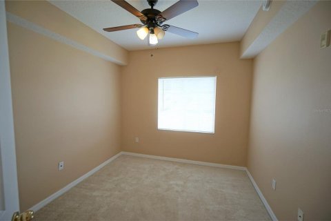 Condo in Riverview, Florida, 3 bedrooms  № 1909992 - photo 13
