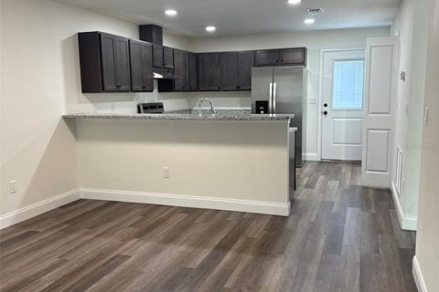 Apartment in Ocala, Florida 3 bedrooms, 137.68 sq.m. № 2233237 - photo 6