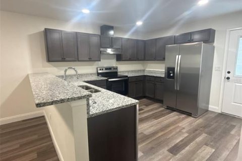 Apartment in Ocala, Florida 3 bedrooms, 137.68 sq.m. № 2233237 - photo 7