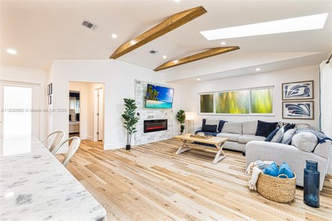 Casa en venta en Naples, Florida, 4 dormitorios № 1806167 - foto 6