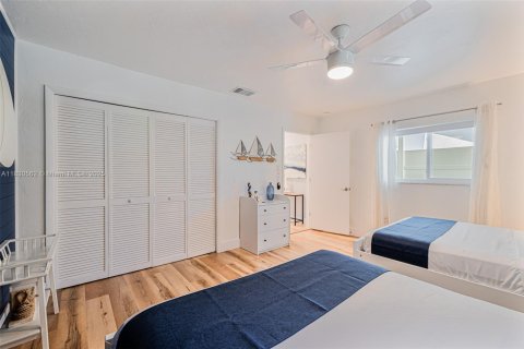 Casa en venta en Naples, Florida, 4 dormitorios № 1806167 - foto 17