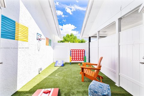 Casa en venta en Naples, Florida, 4 dormitorios № 1806167 - foto 23