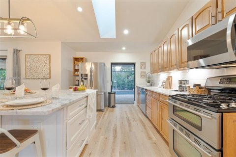 Casa en venta en Naples, Florida, 4 dormitorios № 1806167 - foto 10