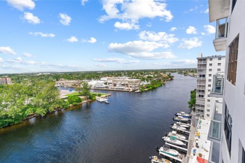 Condominio en venta en Pompano Beach, Florida, 2 dormitorios, 93.09 m2 № 2087570 - foto 20