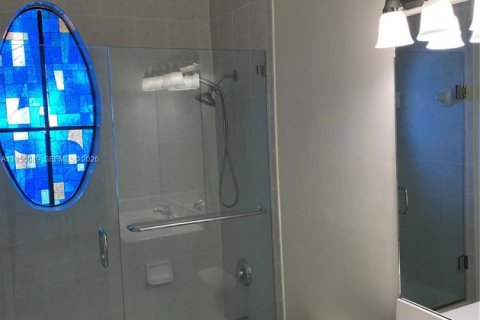 Villa ou maison à louer à Cutler Bay, Floride: 4 chambres, 231.88 m2 № 2008828 - photo 16