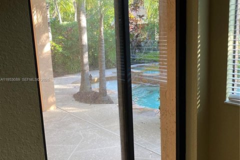 Villa ou maison à louer à Cutler Bay, Floride: 4 chambres, 231.88 m2 № 2008828 - photo 11