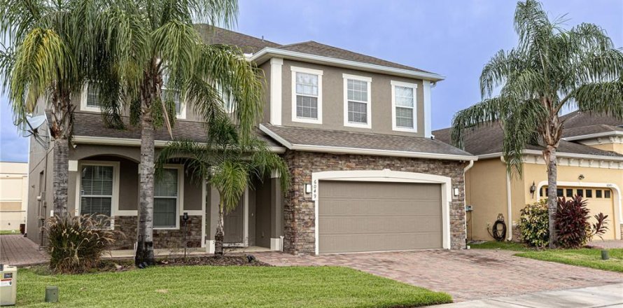 House in Orlando, Florida 4 bedrooms, 261.89 sq.m. № 1835105