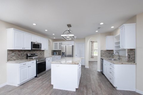 House in Ocala, Florida 4 bedrooms, 222.87 sq.m. № 1690870 - photo 16