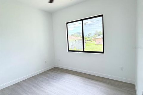 House in North Port, Florida 4 bedrooms, 200.02 sq.m. № 1834627 - photo 18